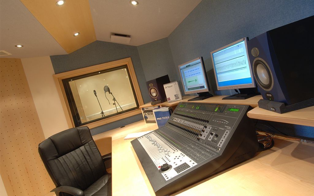 Recording studio for singers